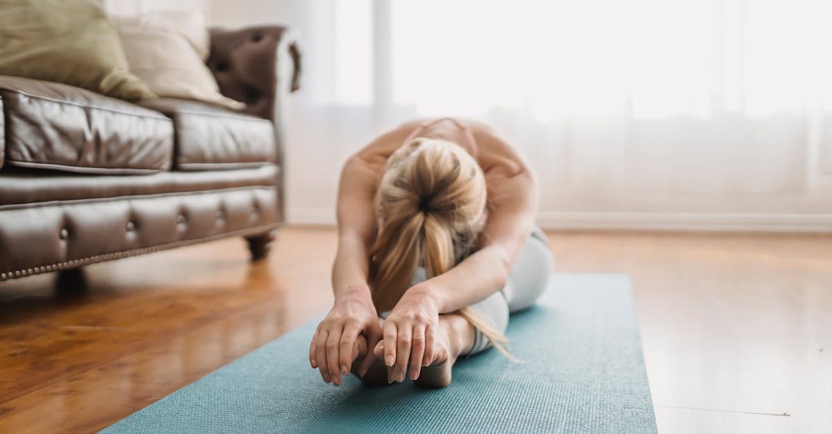 découvrez les causes et les solutions de la posture de la tête avancée. découvrez son impact sur la santé, des conseils de correction et des exercices pour améliorer la posture et soulager les douleurs cervicales.