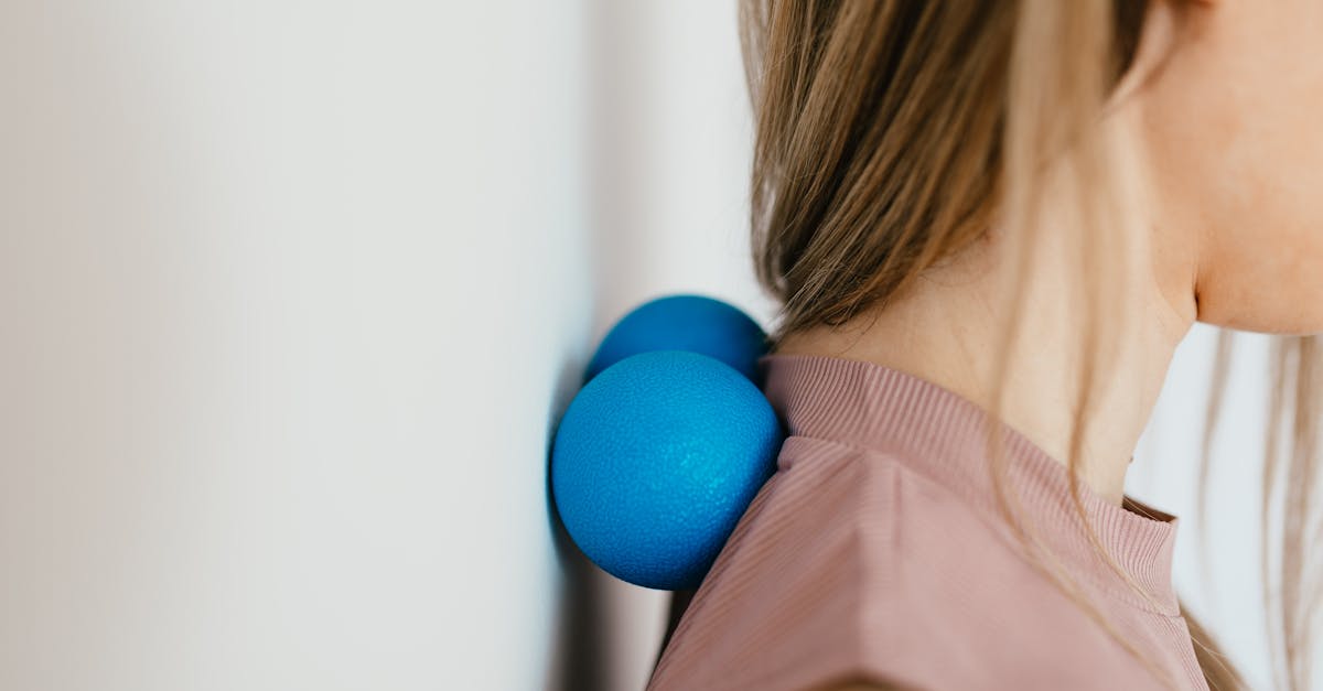 comprehensive guide to rotator cuff rehabilitation, including effective exercises, treatment strategies, and expert tips to restore strength and mobility after injury. achieve optimal recovery and regain your active lifestyle.