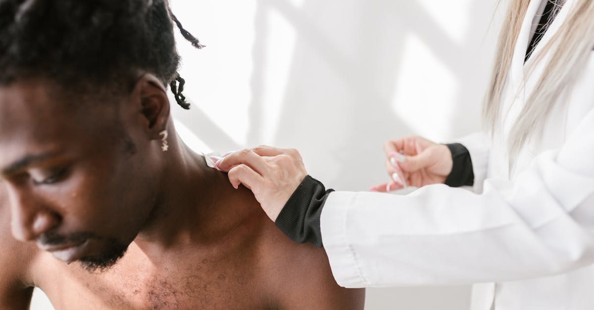 discover effective strategies for managing and alleviating shoulder pain. learn about common causes, treatments, and exercises to improve mobility and reduce discomfort.