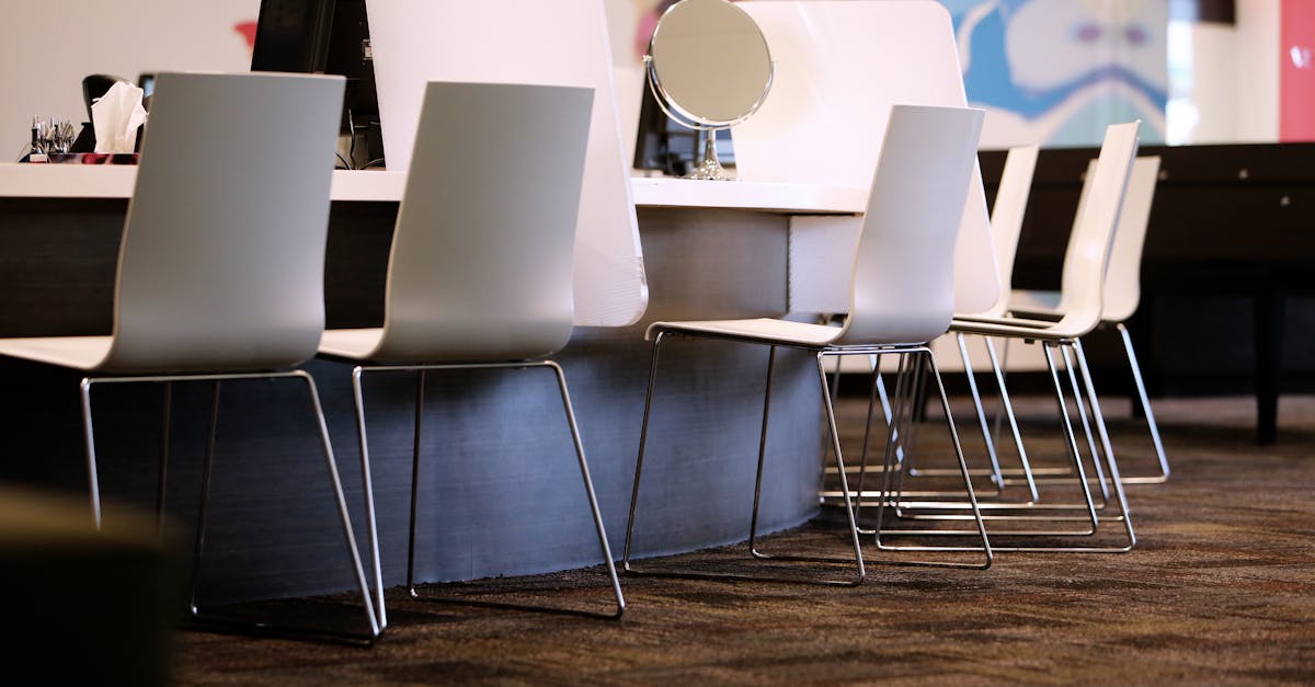 discover the benefits of ergonomic seating for enhanced comfort and productivity. explore adjustable chairs designed to support your posture, reduce strain, and improve your overall well-being at work or home.