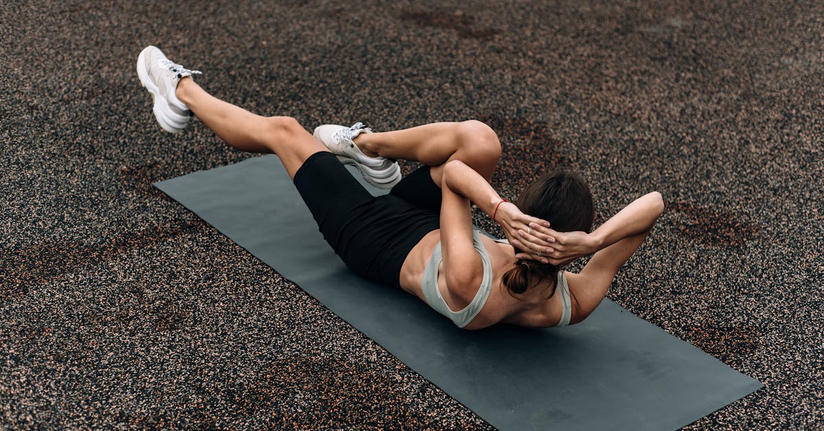 découvrez les causes, les effets et les solutions de la posture de la tête vers l'avant. améliorez votre posture et soulagez les douleurs cervicales grâce à des conseils efficaces et des exercices adaptés à la vie de tous les jours.