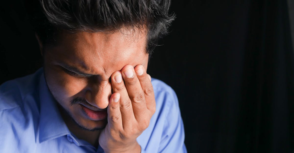 discover effective strategies to understand, manage, and relieve migraines. explore causes, symptoms, and treatments for a better quality of life.