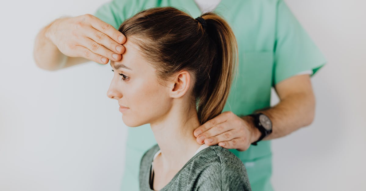 discover effective solutions and expert advice for managing neck pain. learn about causes, treatments, and preventive measures to improve your neck health and enhance your quality of life.