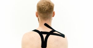 discover effective solutions for upper back pain relief. explore tips, exercises, and treatments to alleviate discomfort and enhance your well-being. find the best strategies to tackle upper back pain today!