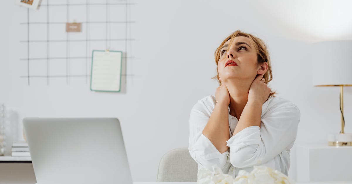 discover effective solutions and expert tips for managing back pain. learn about causes, treatment options, and prevention strategies to improve your quality of life and maintain a healthy back.