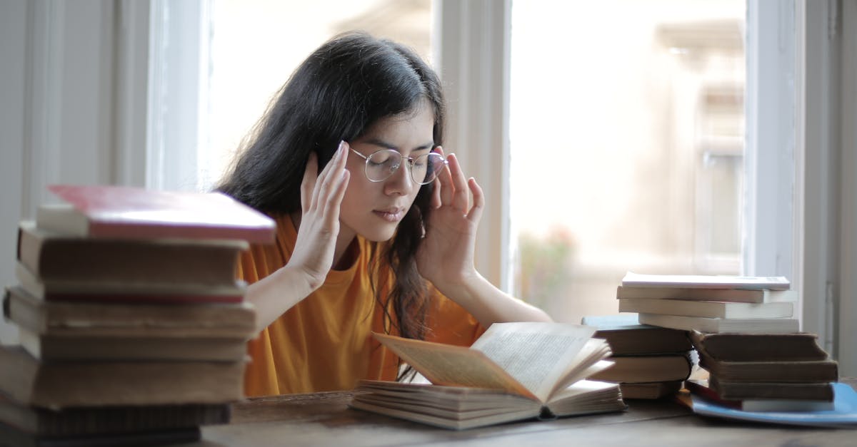 discover effective strategies for managing and alleviating migraine pain. learn about symptoms, triggers, and treatment options to regain control over your life.