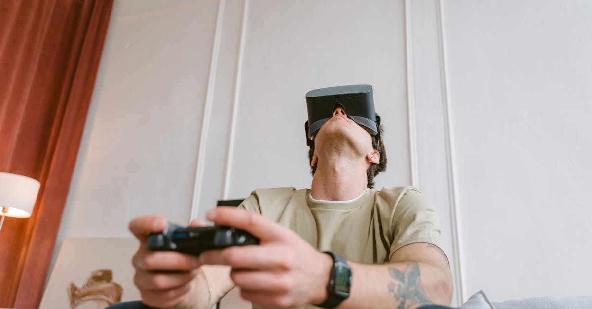 discover the causes and solutions for tech neck, a common issue in today's digital age. learn how to alleviate neck pain caused by prolonged device usage with simple exercises, posture tips, and ergonomic adjustments.