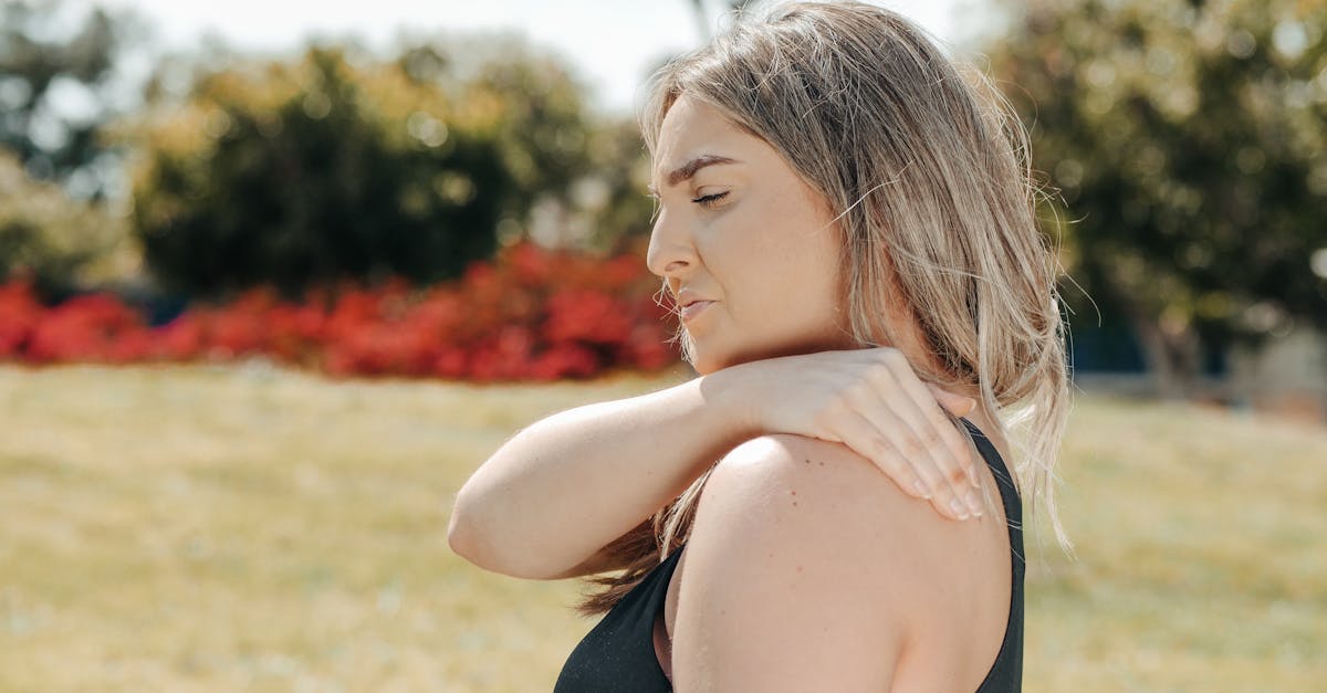 discover effective strategies for understanding and relieving thoracic spine pain. explore causes, symptoms, and treatment options to regain mobility and improve your quality of life.