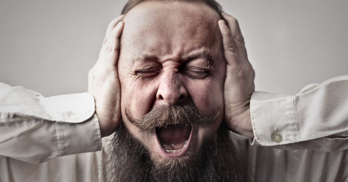 discover effective strategies and treatments for managing migraines. explore symptoms, triggers, and lifestyle changes to alleviate pain and improve your quality of life.