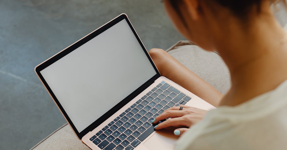 Chez Pulse Align, nous accordons la priorité à la capacité du corps à se guérir et à se rééquilibrer. Notre philosophie repose sur le développement de cette capacité innée plutôt que sur la concentration directe sur l'inconfort. Lorsque nos clients font appel à nos services, ils constatent souvent des améliorations remarquables de leur posture et de leur fonctionnalité globales, menant à un état d'esprit plus harmonieux au quotidien.