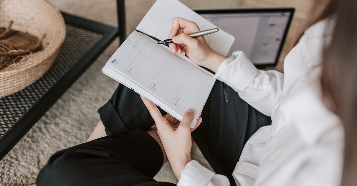 discover the importance of posture in your daily life. learn how proper alignment can enhance your health, boost confidence, and improve overall well-being. explore tips and techniques for maintaining good posture at work, home, and during exercise.