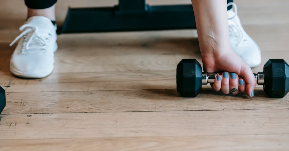 Non invasive, elle est conçue pour soulager la douleur en réduisant en douceur la pression exercée sur les disques et les nerfs affectés. Cette approche améliore non seulement la mobilité, mais favorise également le processus naturel de guérison, ce qui en fait une option idéale pour les patients dont l'état stagne avec les thérapies traditionnelles. Si la douleur vous empêche de mener une vie active, découvrez comment les techniques de décompression fondées sur des données probantes de TAGMED peuvent vous aider à retrouver votre confort.