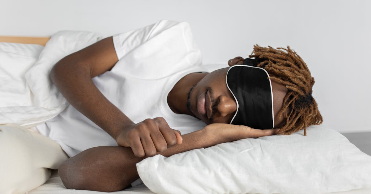 explore the benefits of various sleeping postures and learn how to choose the best position for a restful night's sleep. discover tips for improving sleep quality and aligning your body for optimal health.