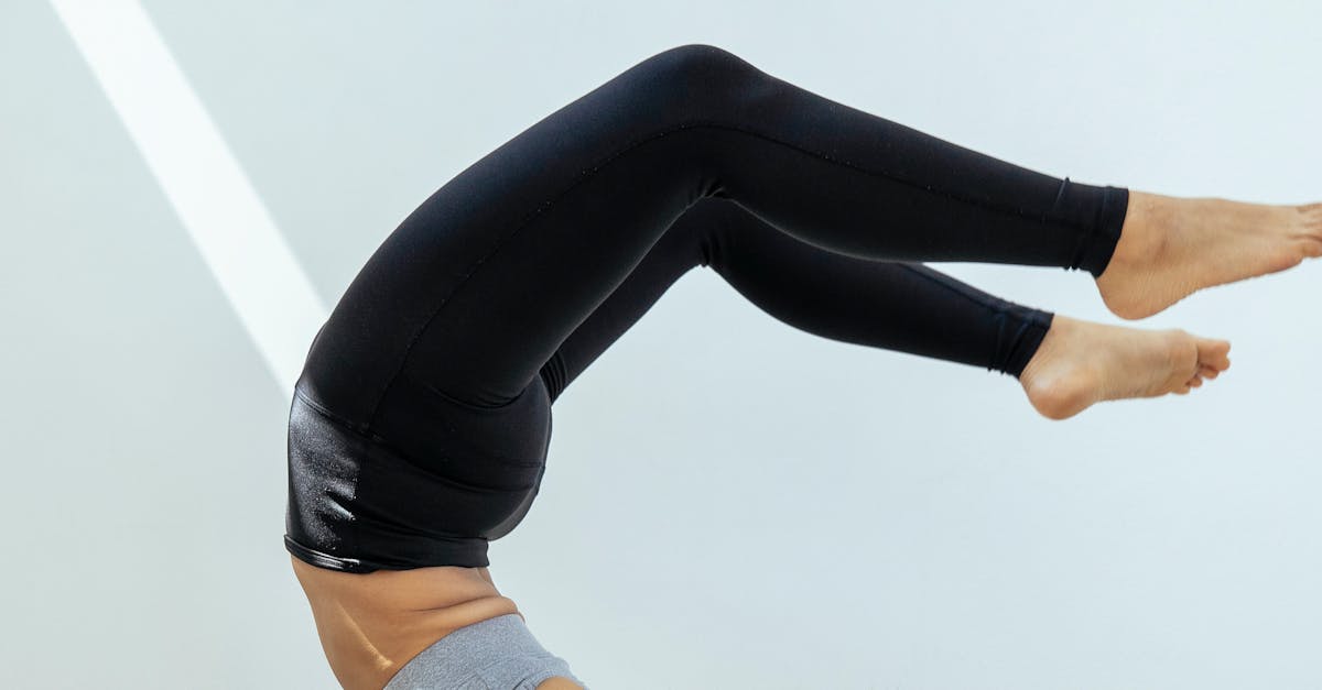 discover effective core strengthening techniques to enhance stability, improve posture, and boost athletic performance. join us for expert tips and exercises to build a powerful core.