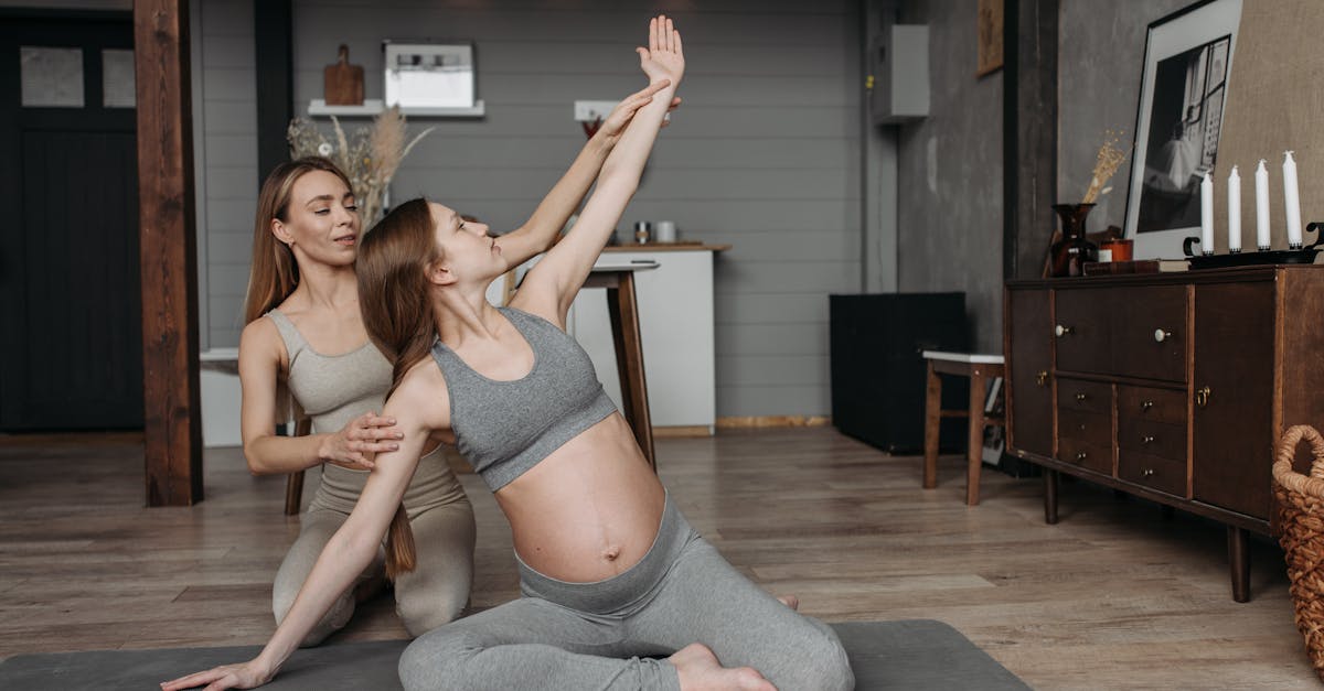 à votre routine, le corps apprend à s'aligner et à retrouver son équilibre naturel. Ces exercices, combinés à une stimulation douce du système nerveux, favorisent le bien-être général. Après tout, pourquoi gérer seul l'inconfort ?