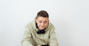discover the causes, symptoms, and effective solutions for tech neck. learn how to prevent neck pain from excessive screen use and improve your posture with expert tips.